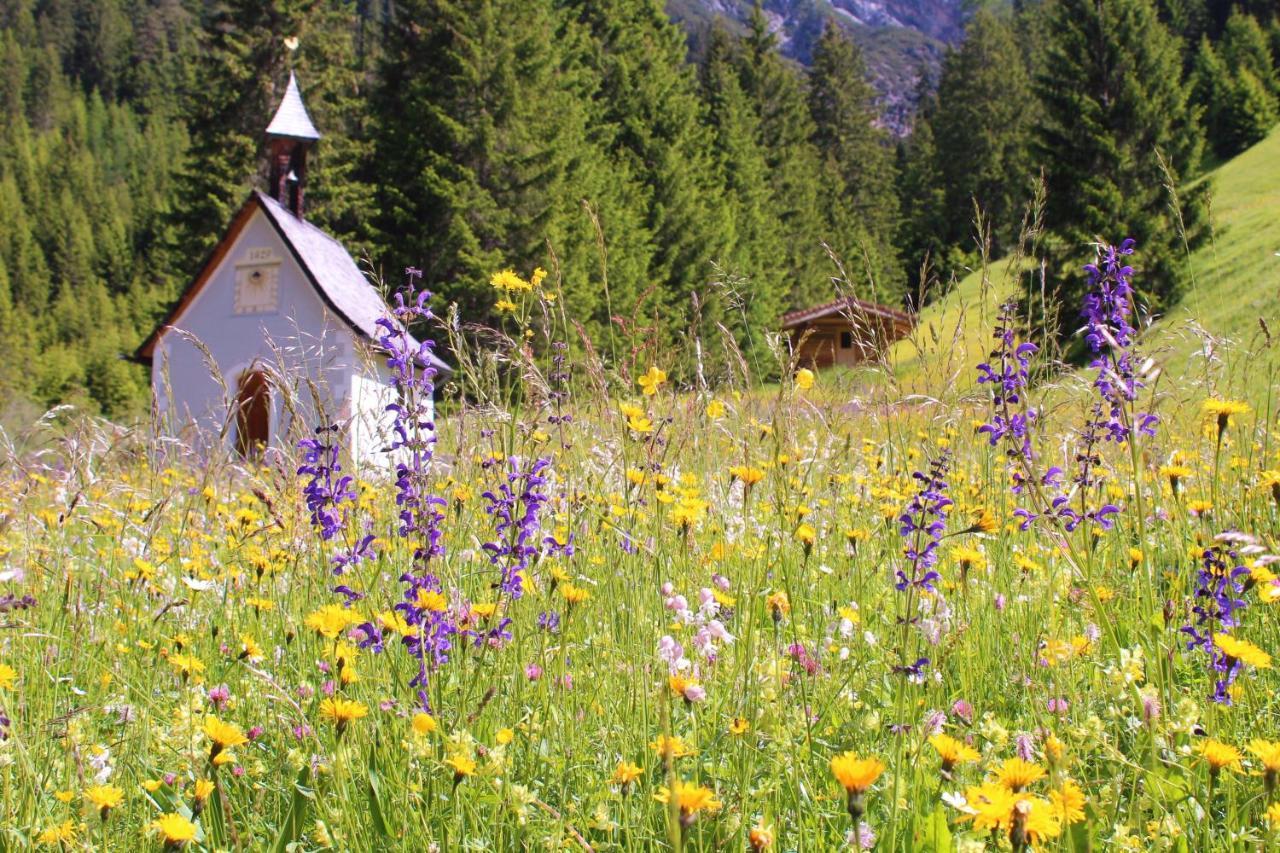 Berggasthaus Hermine Madau Zams Esterno foto